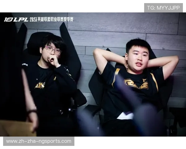 LNG鏖战RNG巅峰对决再燃赛场激情谁能笑到最后 LNG鏖战RNG巅峰对决再燃赛场激情谁能笑到最后