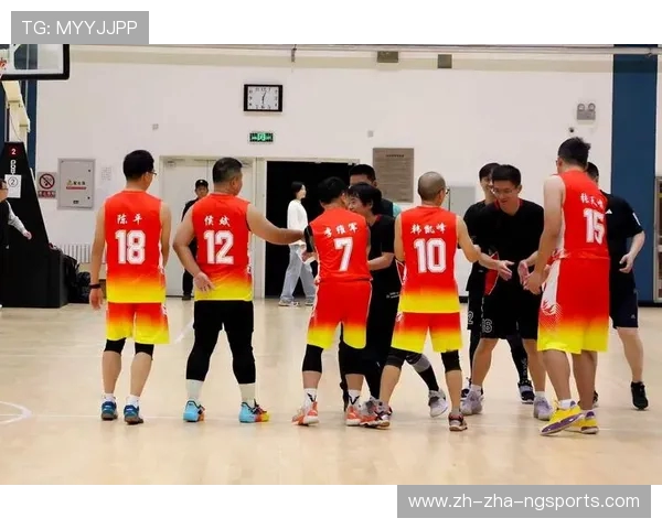 以篮球为核心探讨团队协作精神与竞技激情的完美融合 以篮球为核心探讨团队协作精神与竞技激情的完美融合