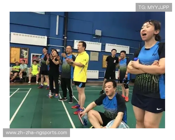 重庆羽毛球队的团队协作精神与训练心得探讨